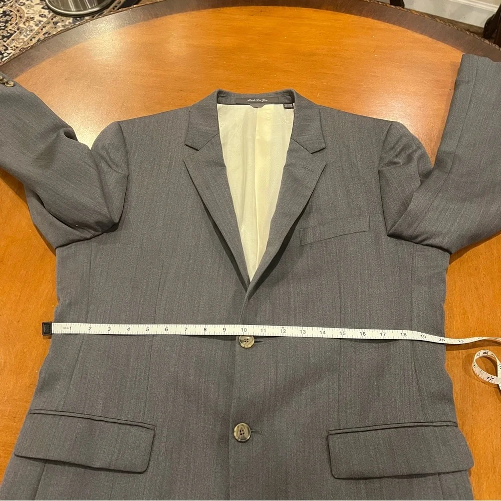 Indochino Men’s 2-Button Single Vent Suit Jacket Gray Approximating 44R Wool